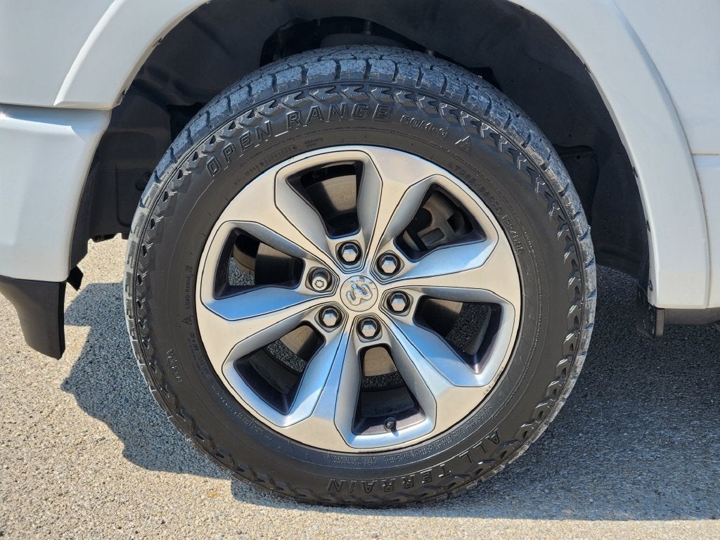 2021 RAM 1500 Limited Crew Cab 4x4 5'7' Box