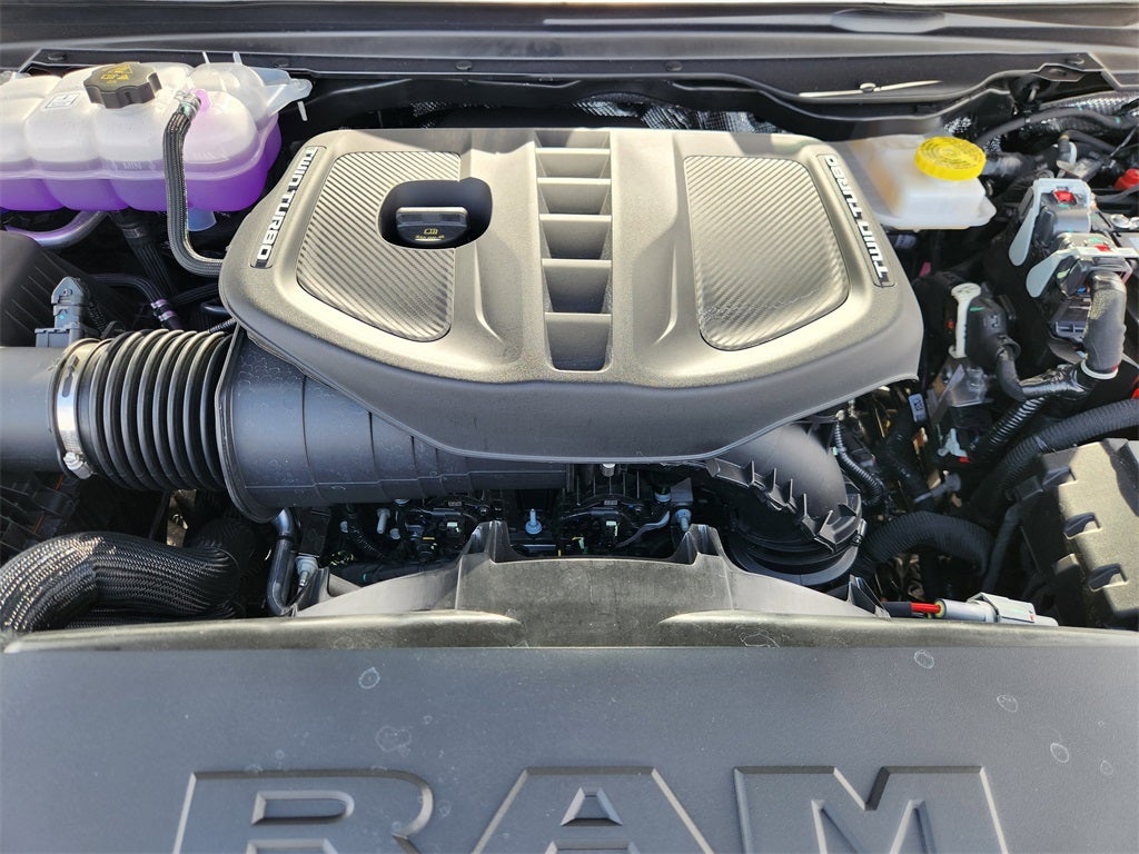 2026 RAM Ram 1500 RAM 1500 LIMITED CREW CAB 4X4 5'7' BOX