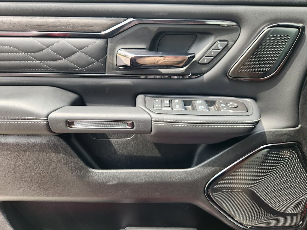 2026 RAM Ram 1500 RAM 1500 LIMITED CREW CAB 4X4 5'7' BOX