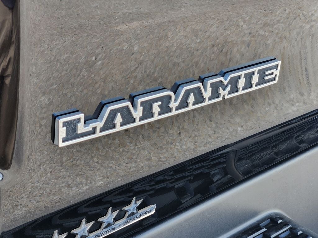 2025 RAM 1500 Laramie Crew Cab 4x4 5'7' Box