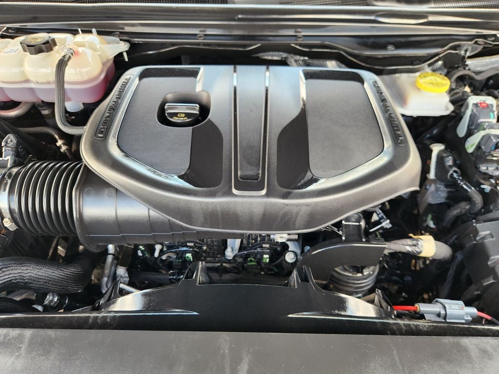 2025 RAM 1500 Laramie Crew Cab 4x4 5'7' Box