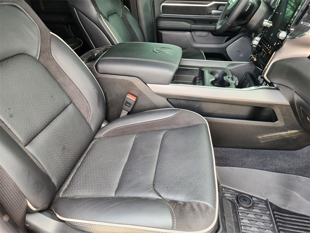 2026 RAM 1500 Laramie Crew Cab 4x4 5'7' Box