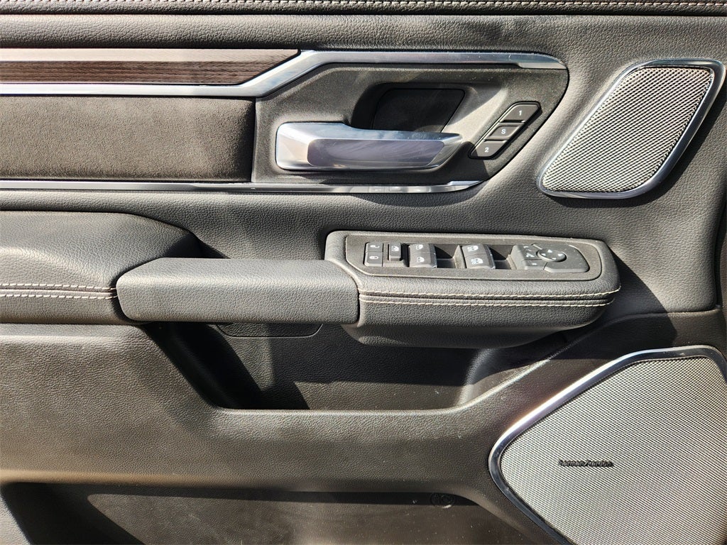 2026 RAM 1500 Laramie Crew Cab 4x4 5'7' Box