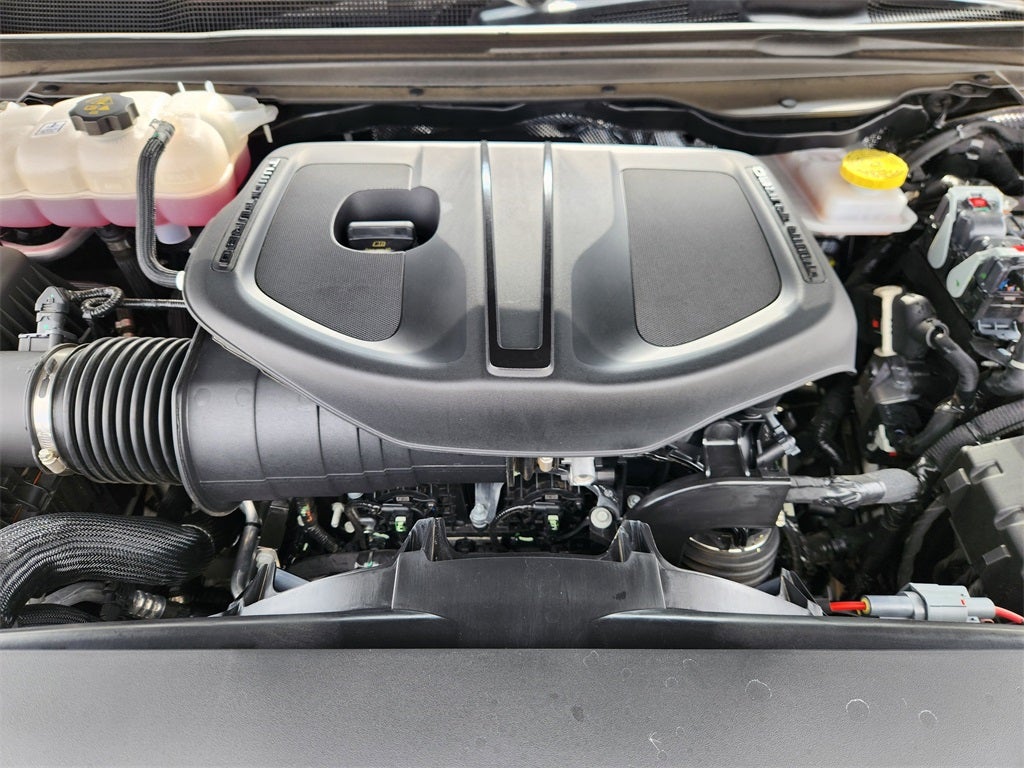 2026 RAM 1500 Laramie Crew Cab 4x4 5'7' Box