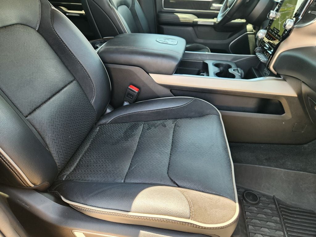 2021 RAM 1500 Laramie Crew Cab 4x4 5'7' Box