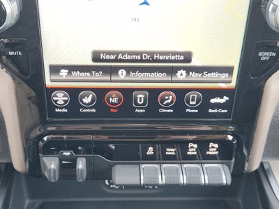 2021 RAM 1500 Laramie Crew Cab 4x4 5'7' Box