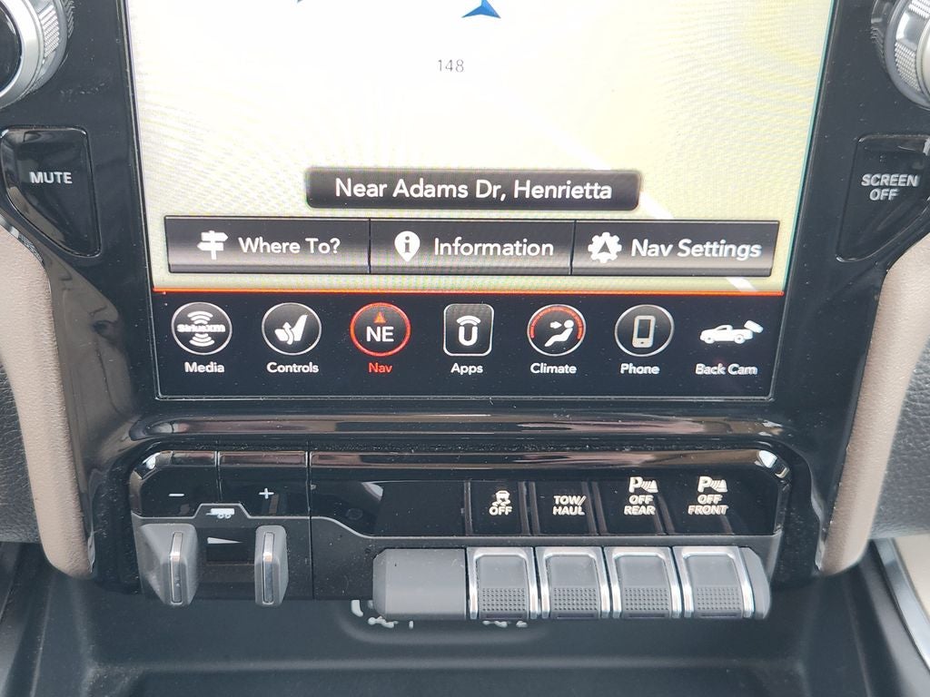 2021 RAM 1500 Laramie Crew Cab 4x4 5'7' Box