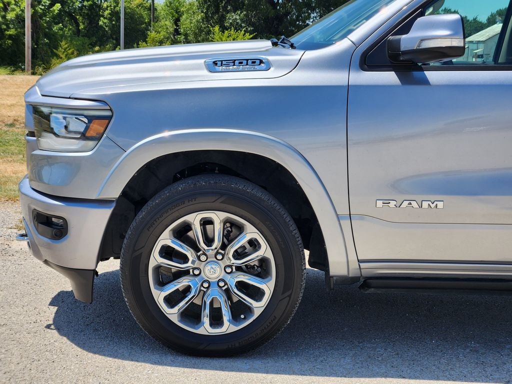 2021 RAM 1500 Laramie Crew Cab 4x4 5'7' Box