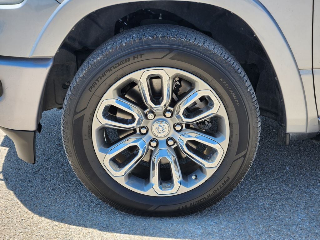 2021 RAM 1500 Laramie Crew Cab 4x4 5'7' Box