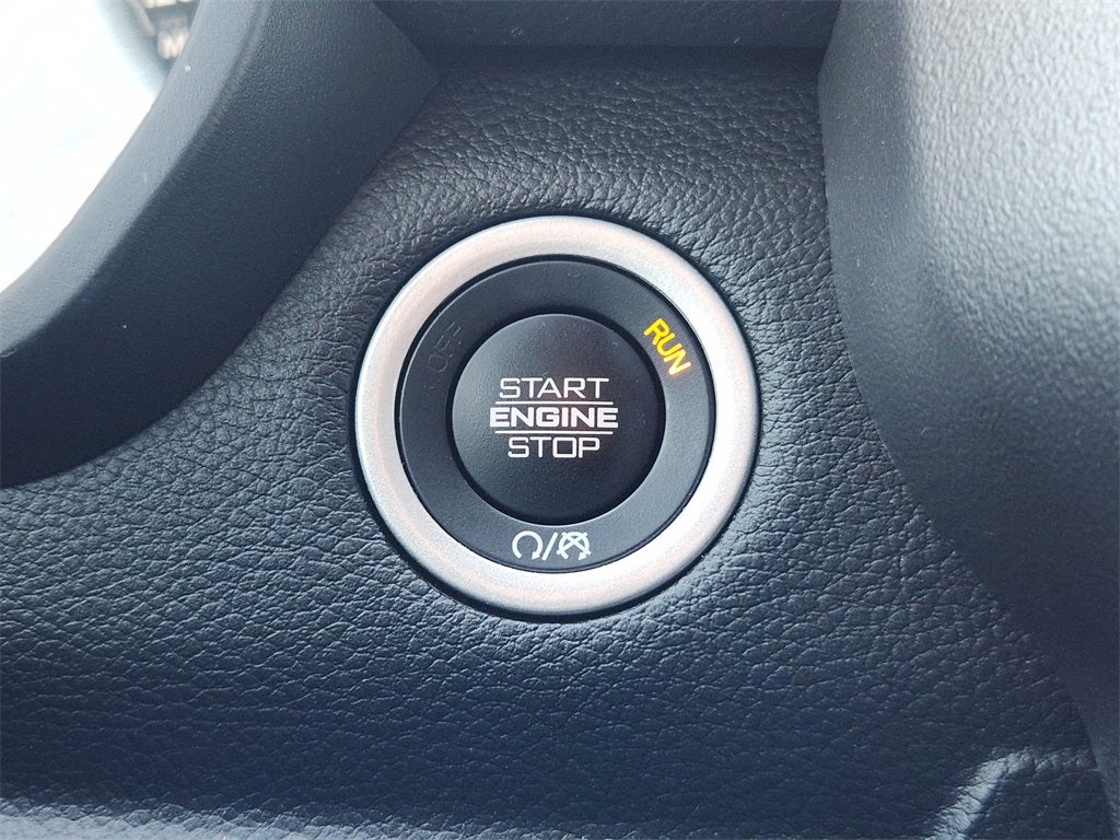 2026 RAM 1500 Laramie Crew Cab 4x4 5'7' Box