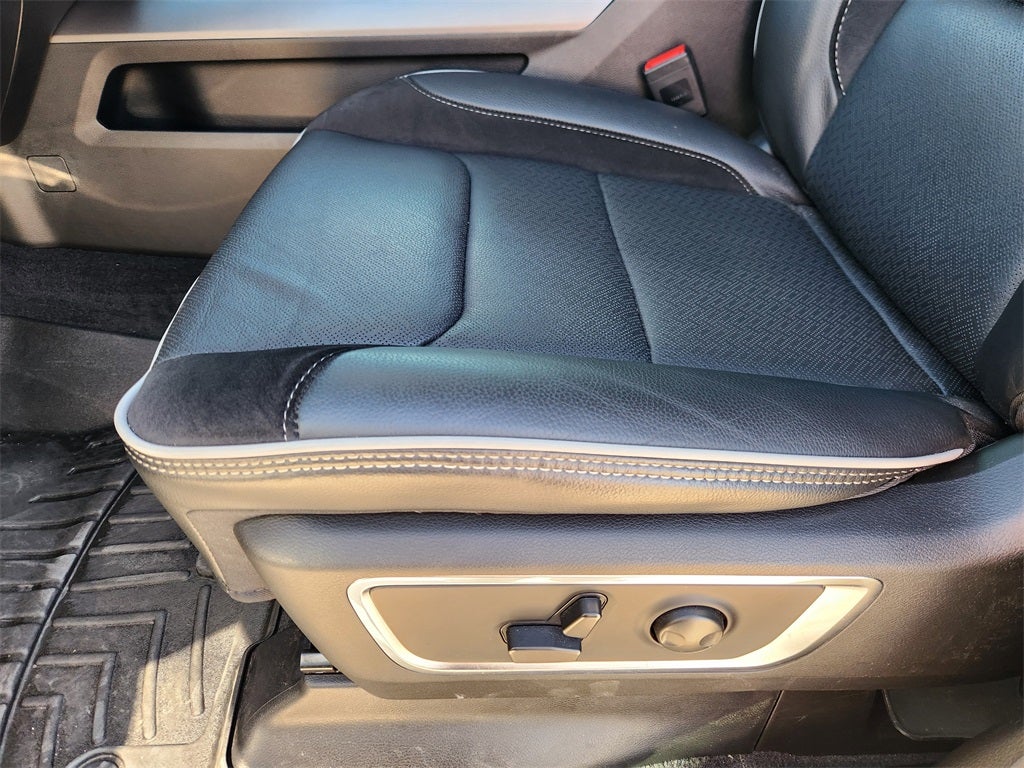 2026 RAM 1500 Laramie Crew Cab 4x4 5'7' Box