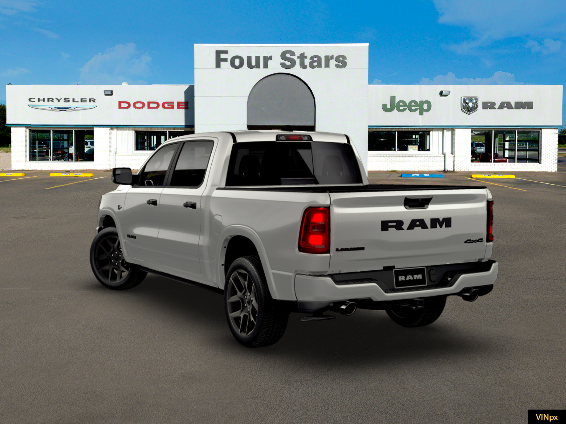 2026 RAM Ram 1500 RAM 1500 LARAMIE CREW CAB 4X4 5'7' BOX