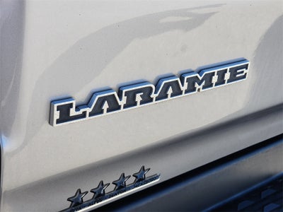 2022 RAM 1500 Laramie Crew Cab 4x4 5'7' Box