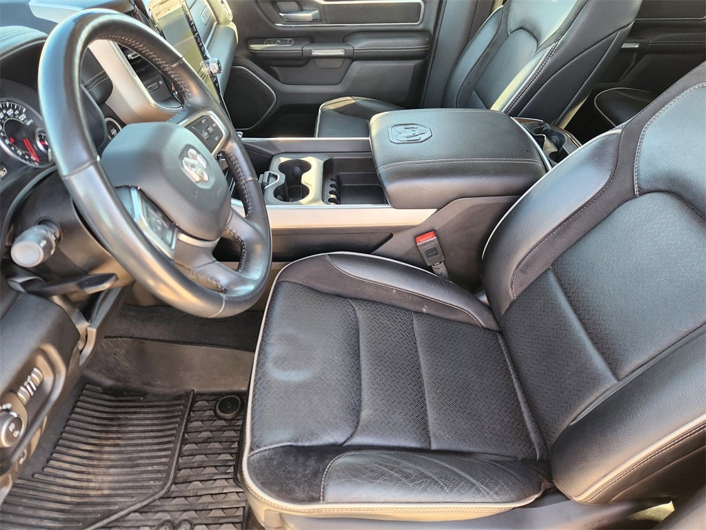 2022 RAM 1500 Laramie Crew Cab 4x4 5'7' Box