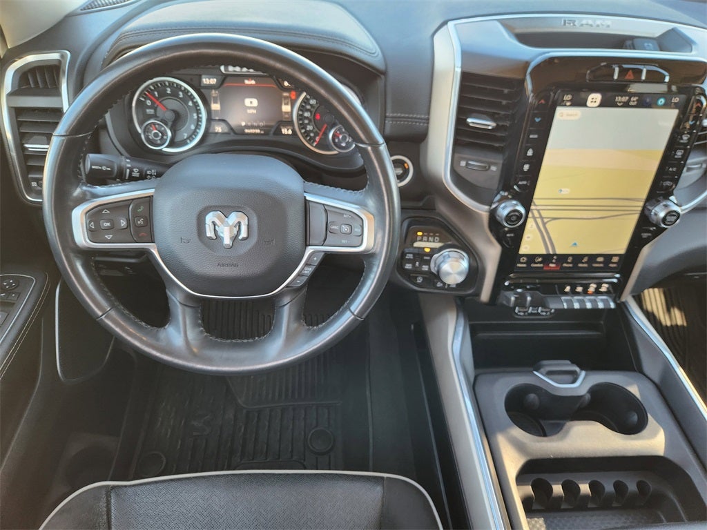 2022 RAM 1500 Laramie Crew Cab 4x4 5'7' Box