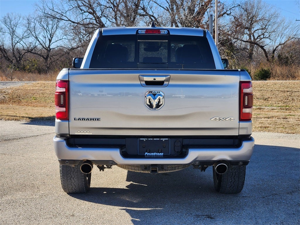 2022 RAM 1500 Laramie Crew Cab 4x4 5'7' Box