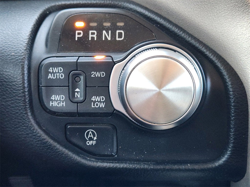 2022 RAM 1500 Laramie Crew Cab 4x4 5'7' Box