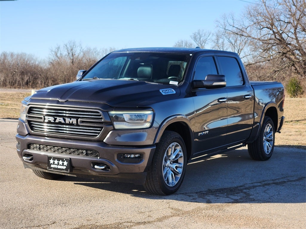 2022 RAM 1500 Laramie Crew Cab 4x4 5'7' Box