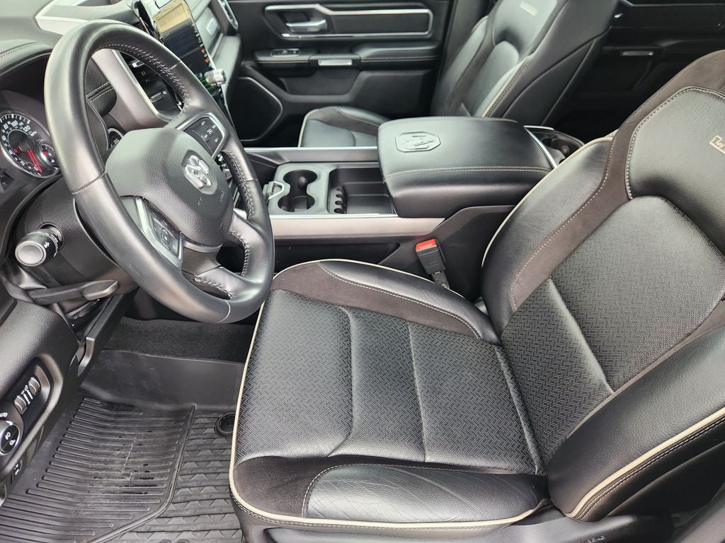 2023 RAM 1500 Laramie Crew Cab 4x4 5'7' Box