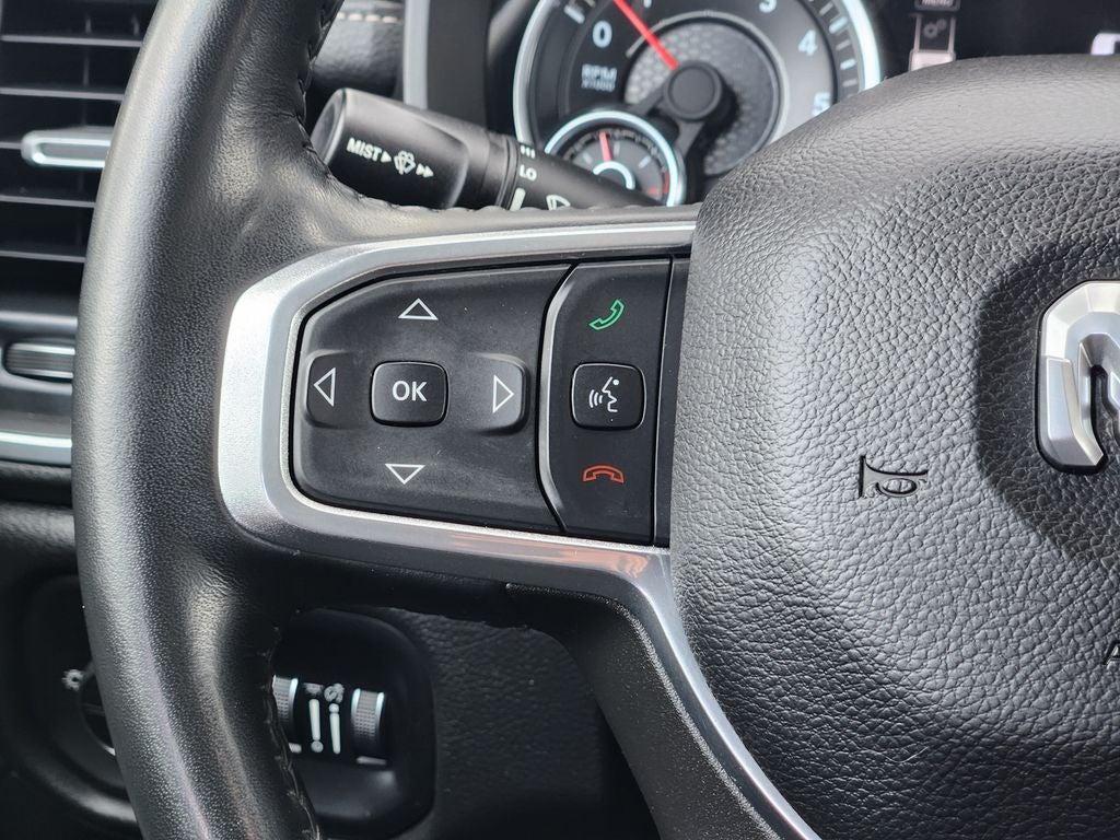 2023 RAM 1500 Laramie Crew Cab 4x4 5'7' Box