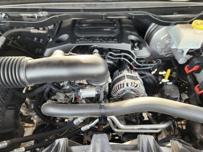 2020 RAM 1500 Laramie Crew Cab 4x4 5'7' Box
