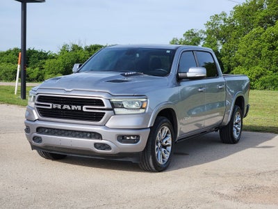2020 RAM 1500 Laramie Crew Cab 4x4 5'7' Box