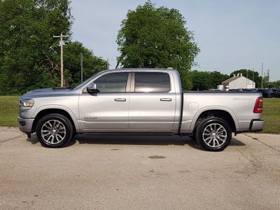 2020 RAM 1500 Laramie Crew Cab 4x4 5'7' Box