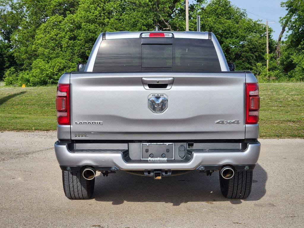 2020 RAM 1500 Laramie Crew Cab 4x4 5'7' Box