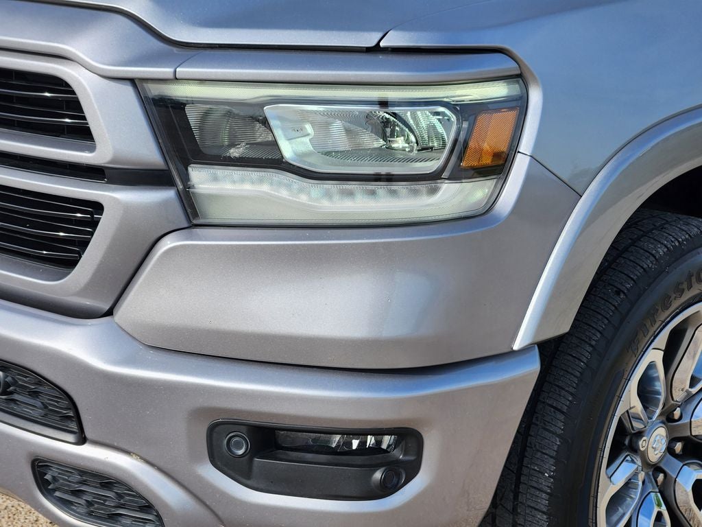 2020 RAM 1500 Laramie Crew Cab 4x4 5'7' Box
