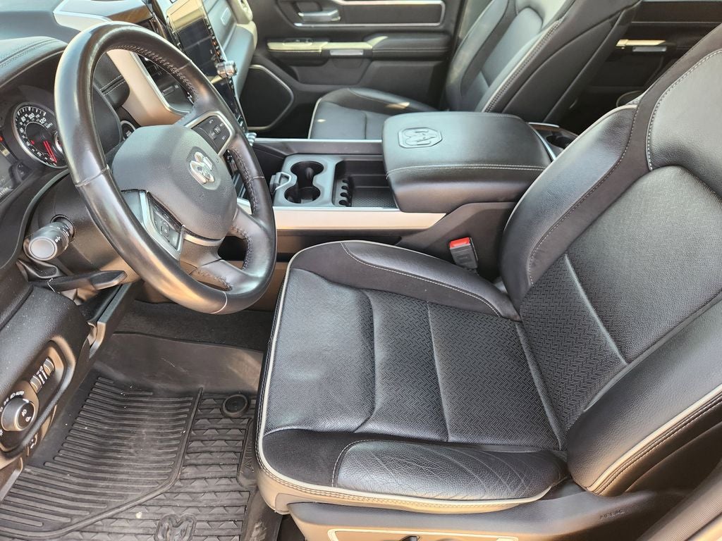 2022 RAM 1500 Laramie Crew Cab 4x4 5'7' Box