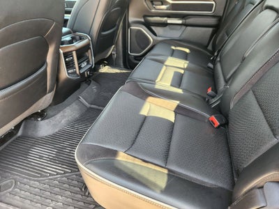 2022 RAM 1500 Laramie Crew Cab 4x4 5'7' Box