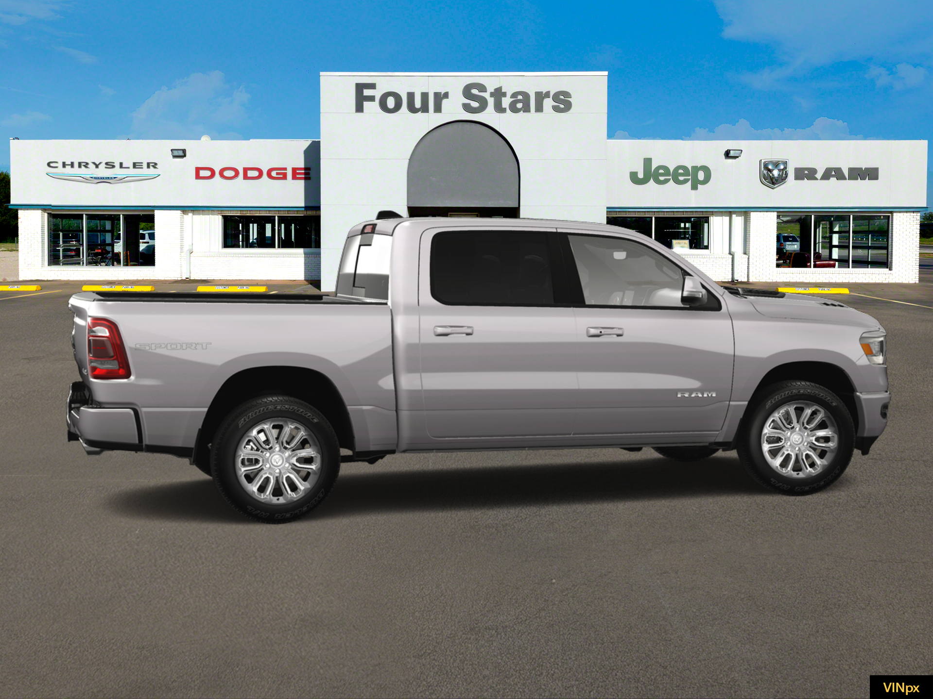 2023 RAM 1500 Laramie Crew Cab 4x4 5'7' Box