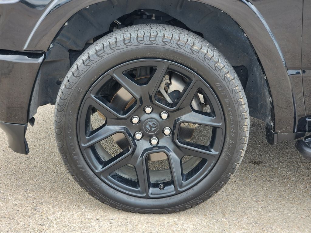 2022 RAM 1500 Laramie Crew Cab 4x4 5'7' Box