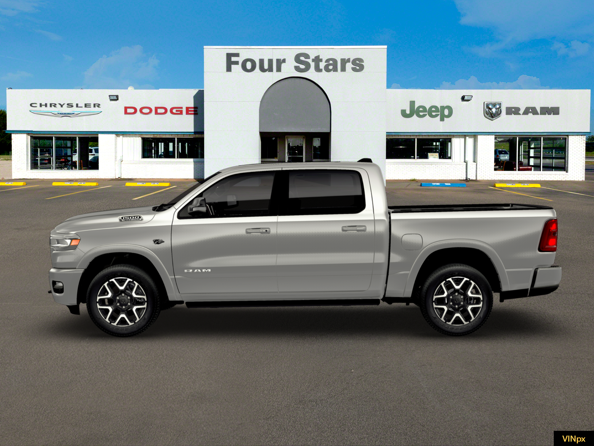 2026 RAM Ram 1500 RAM 1500 LARAMIE CREW CAB 4X4 5'7' BOX