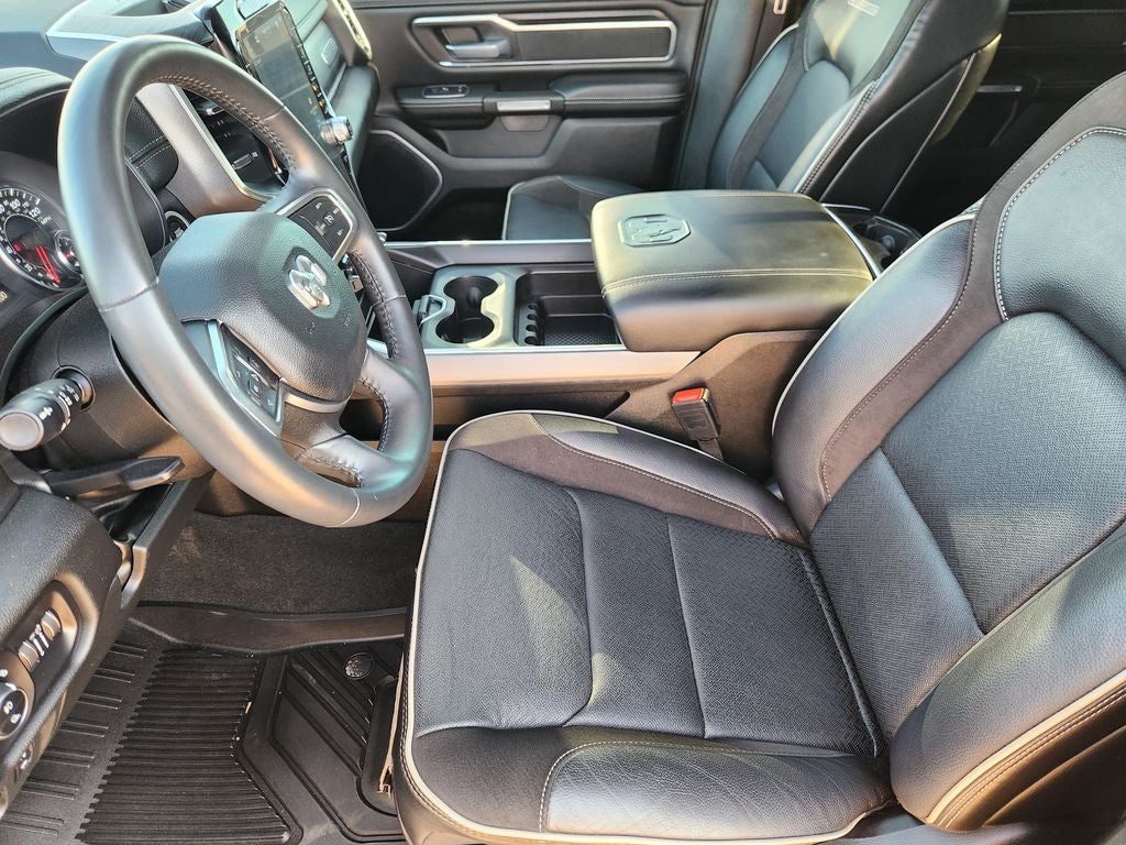 2023 RAM 1500 Laramie Crew Cab 4x4 5'7' Box