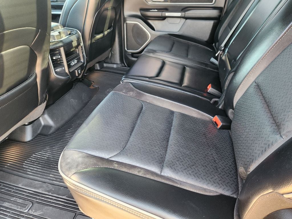 2023 RAM 1500 Laramie Crew Cab 4x4 5'7' Box