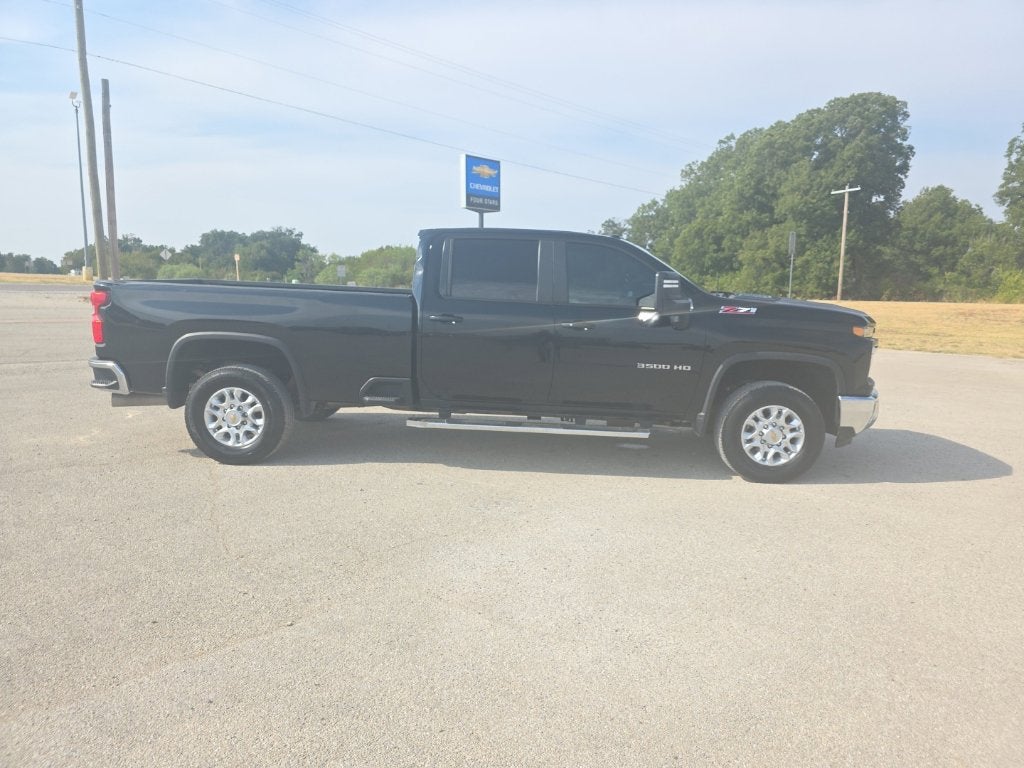 2024 Chevrolet Silverado 3500HD 4WD Crew Cab Long Bed LT