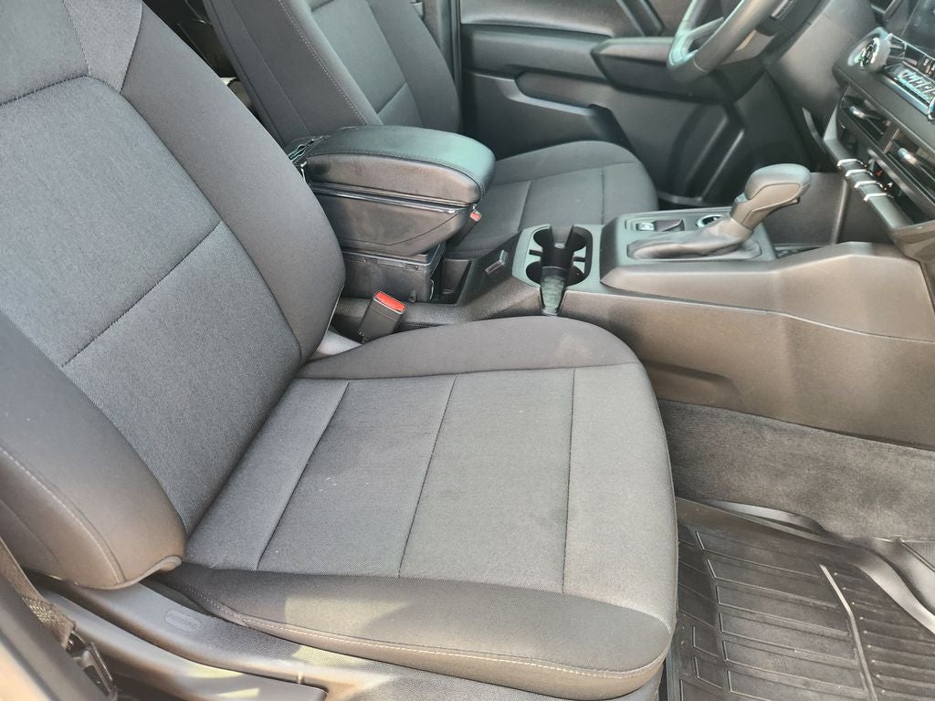 2023 Chevrolet Colorado 4WD Crew Cab Short Box WT