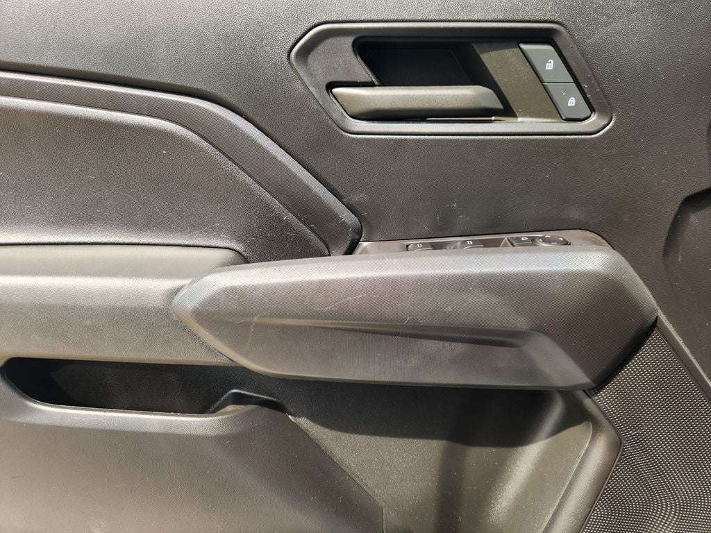 2023 Chevrolet Colorado 4WD Crew Cab Short Box WT