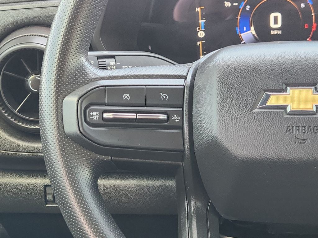 2023 Chevrolet Colorado 4WD Crew Cab Short Box WT