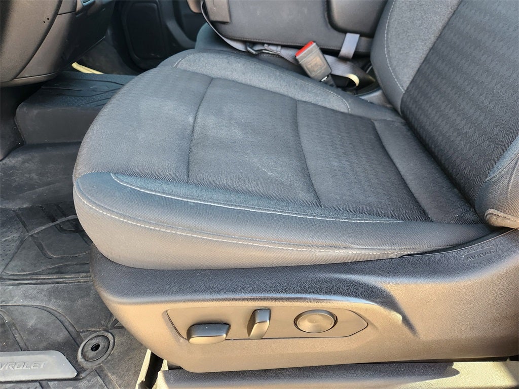 2024 Chevrolet Silverado 1500 2WD Crew Cab Short Bed Custom