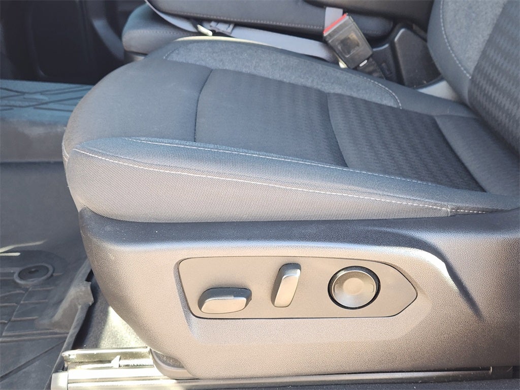 2024 Chevrolet Silverado 1500 2WD Crew Cab Short Bed Custom