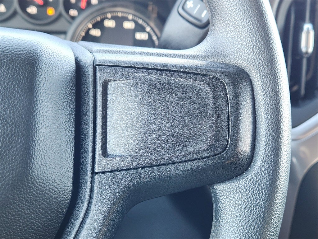 2024 Chevrolet Silverado 1500 2WD Crew Cab Short Bed Custom