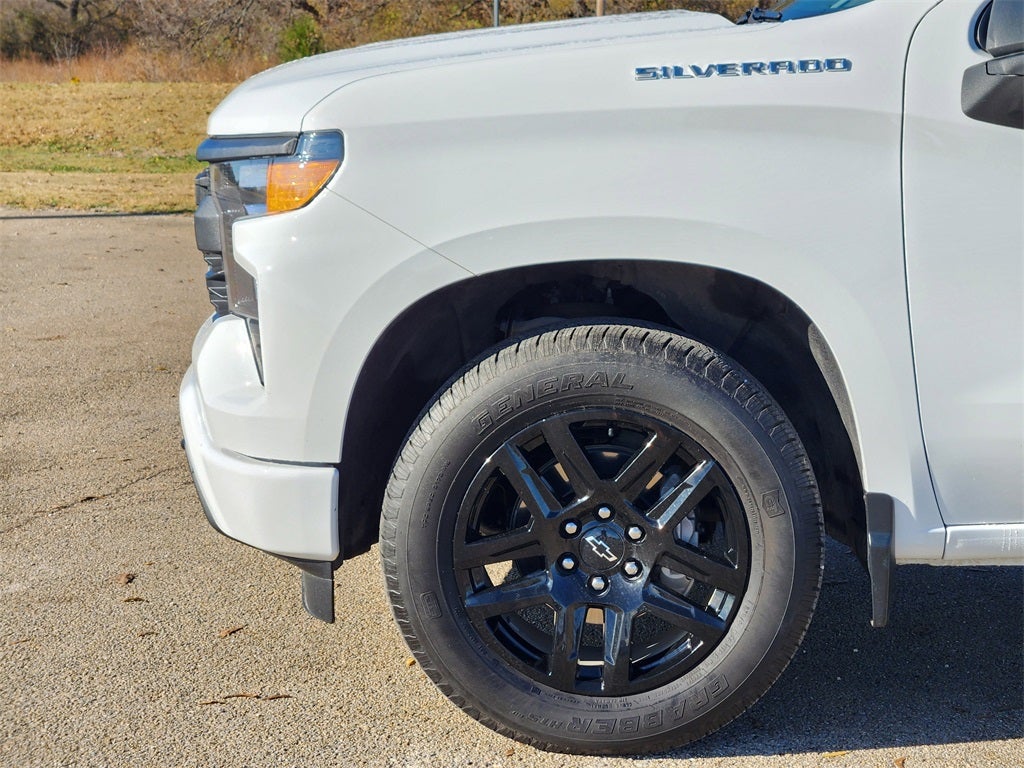 2024 Chevrolet Silverado 1500 2WD Crew Cab Short Bed Custom