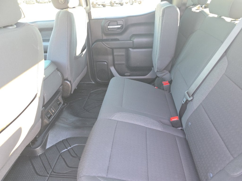 2026 Chevrolet Silverado 1500 2WD Crew Cab Short Bed Custom