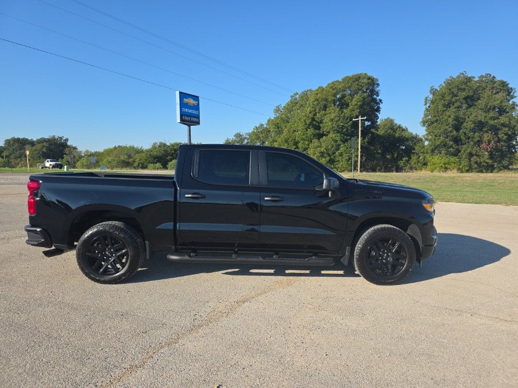 2026 Chevrolet Silverado 1500 2WD Crew Cab Short Bed Custom