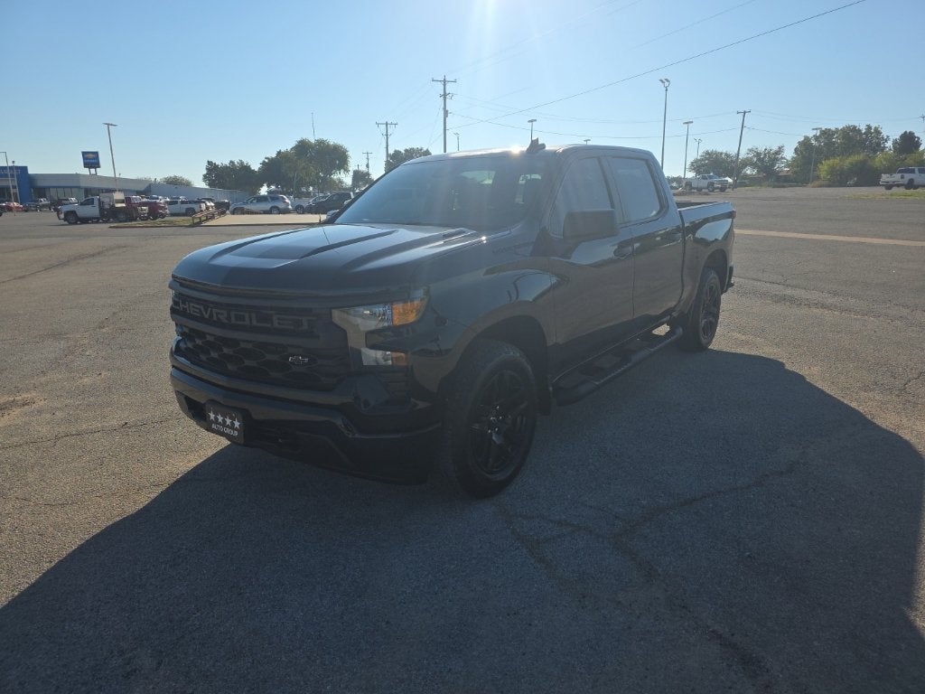 2026 Chevrolet Silverado 1500 2WD Crew Cab Short Bed Custom