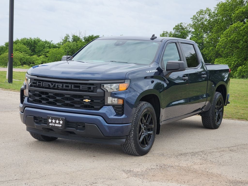 2022 Chevrolet Silverado 1500 2WD Crew Cab Short Bed Custom