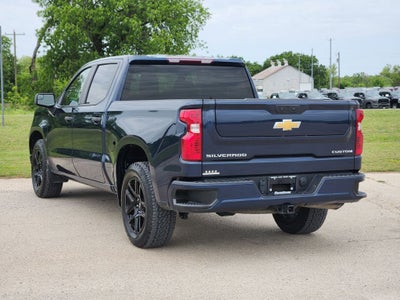 2022 Chevrolet Silverado 1500 2WD Crew Cab Short Bed Custom