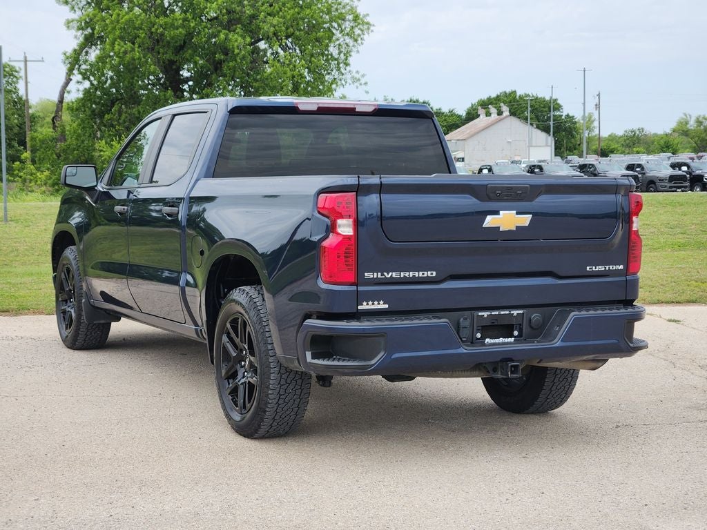 2022 Chevrolet Silverado 1500 2WD Crew Cab Short Bed Custom